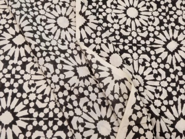 Stoff Indian Cotton Papercut Black - Image 2