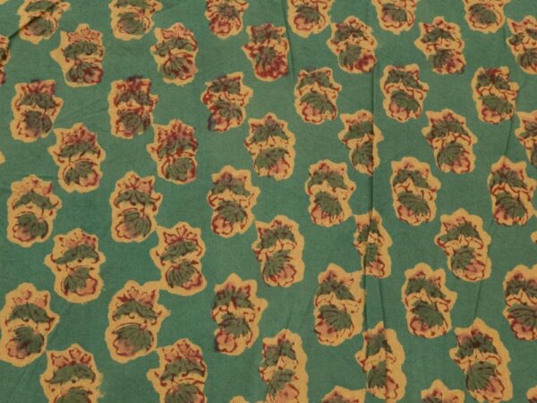 Stoff Indian Cotton Blumen auf grün